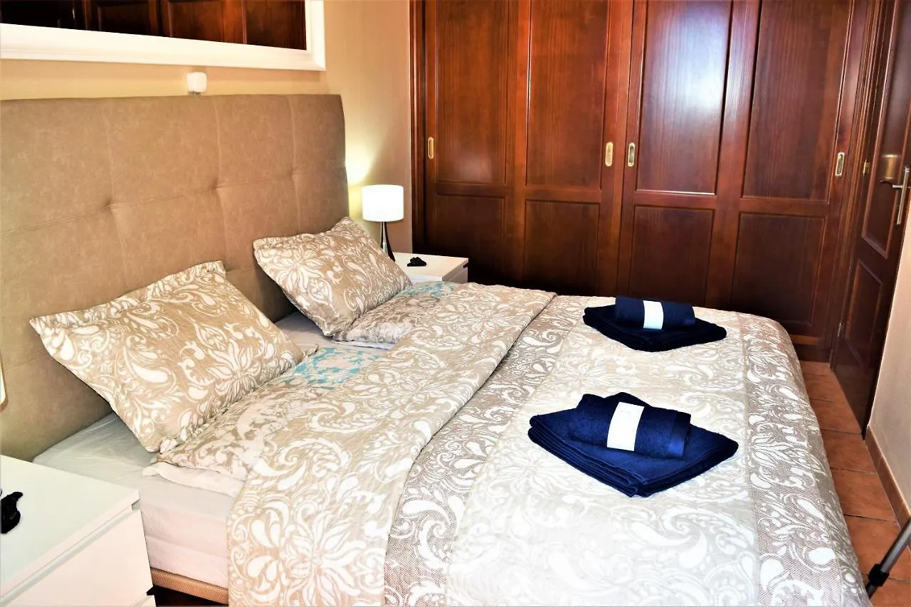 Victoria Family Apartman Tenerife Costa Del Silencio 0*,